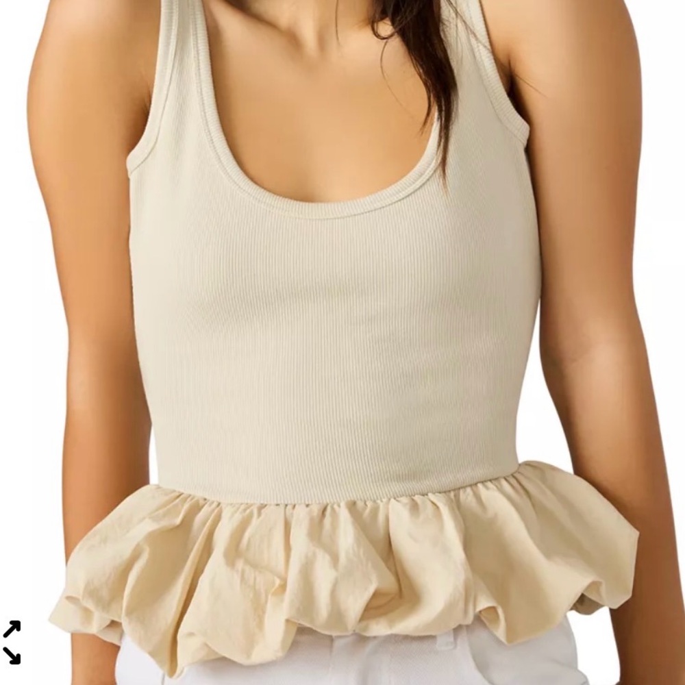 Steve Madden Ribbed Scoop Neck Peplum Tank Top Oatmeal NWT ❤️ Large